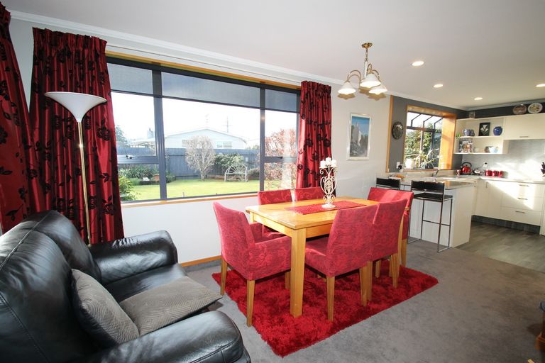 Photo of property in 15 Silverstream Drive, Mosgiel, 9024