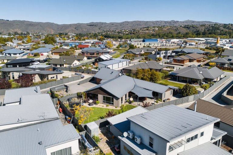 Photo of property in 22 Larch Crescent, Alexandra, 9320