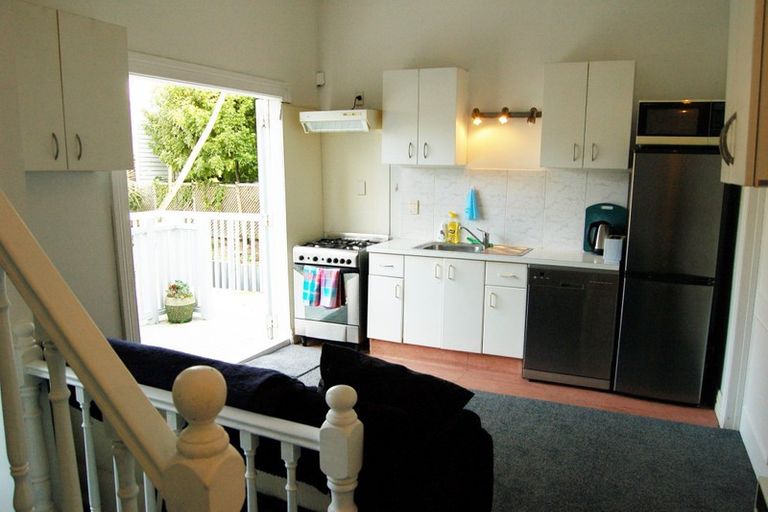 Photo of property in 27 Anglesea Street, Freemans Bay, Auckland, 1011