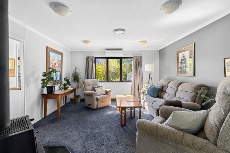 Photo of property in 760 Abel Tasman Drive, Pohara, Takaka, 7183