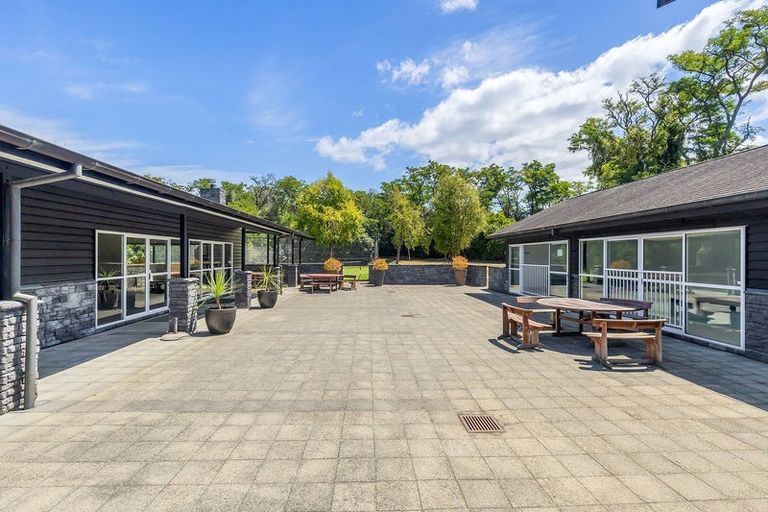 Photo of property in 10 Parawera Drive, Acacia Bay, Taupo, 3330