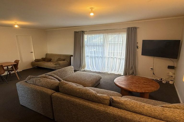 Photo of property in 1/15 Charleston Avenue, Boulcott, Lower Hutt, 5011