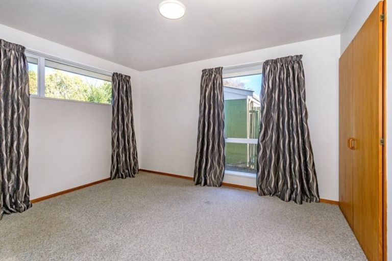 Photo of property in 1/184 Greers Road, Bryndwr, Christchurch, 8053