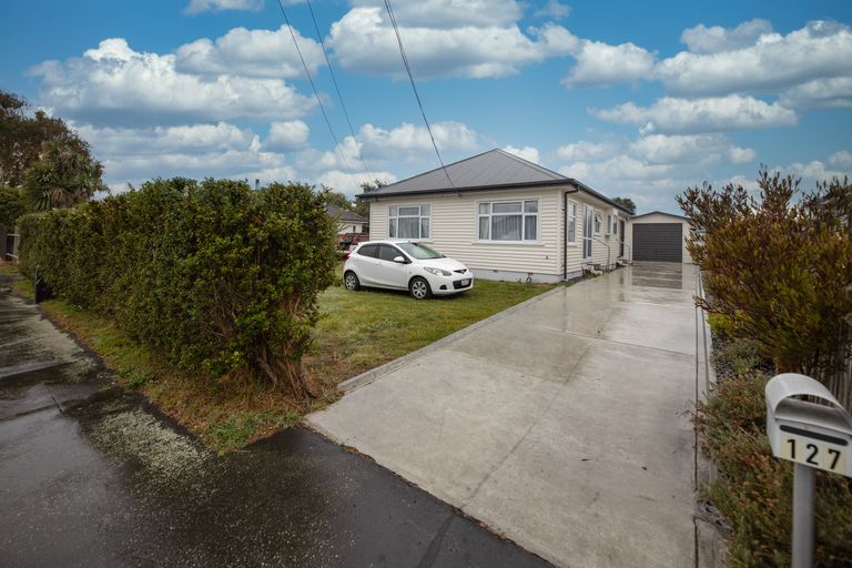Photo of property in 127 Marlow Road, Aranui, Christchurch, 8061