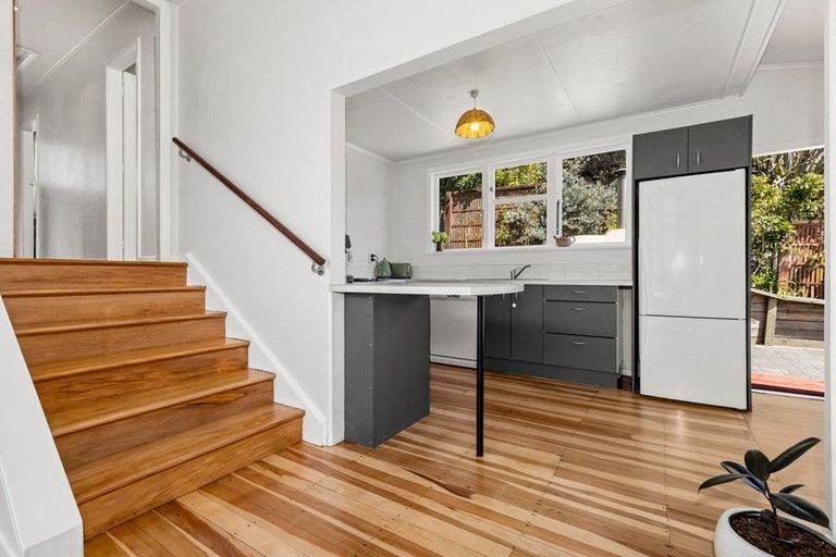 Photo of property in 21b Jeep Road, Raumati South, Paraparaumu, 5032