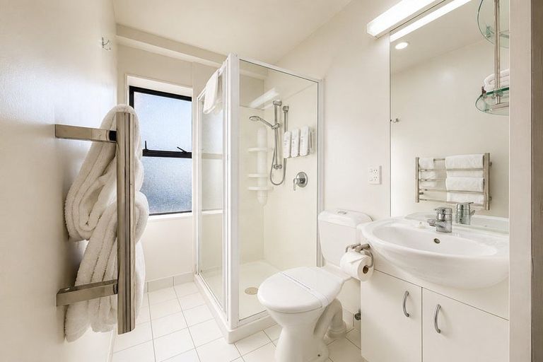 Photo of property in Terrace Garden Apartments, 5b/120 The Terrace, Wellington Central, Wellington, 6011