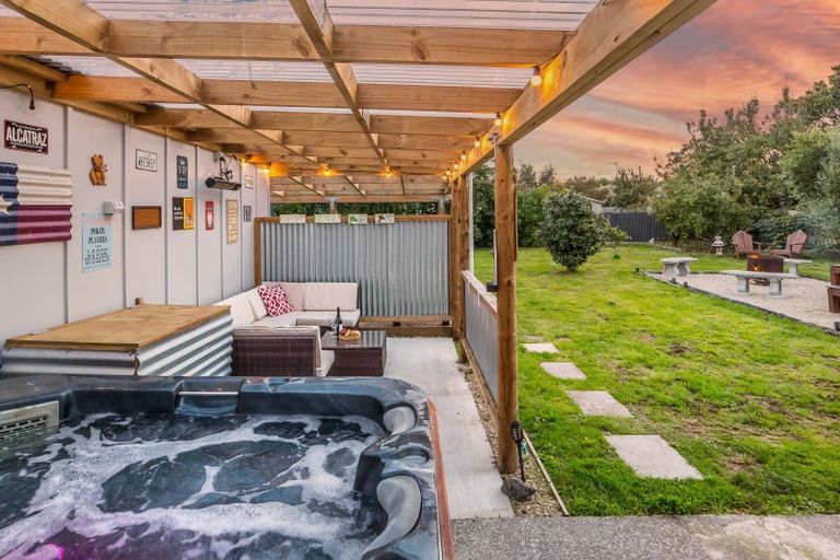 Photo of property in 32 William Benton Street, Featherston, 5710