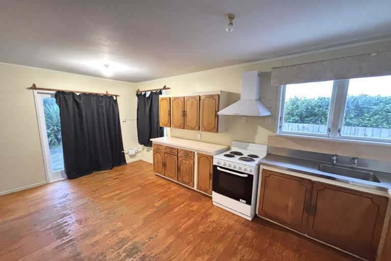 Photo of property in 52 Tatariki Street, Rosehill, Papakura, 2113