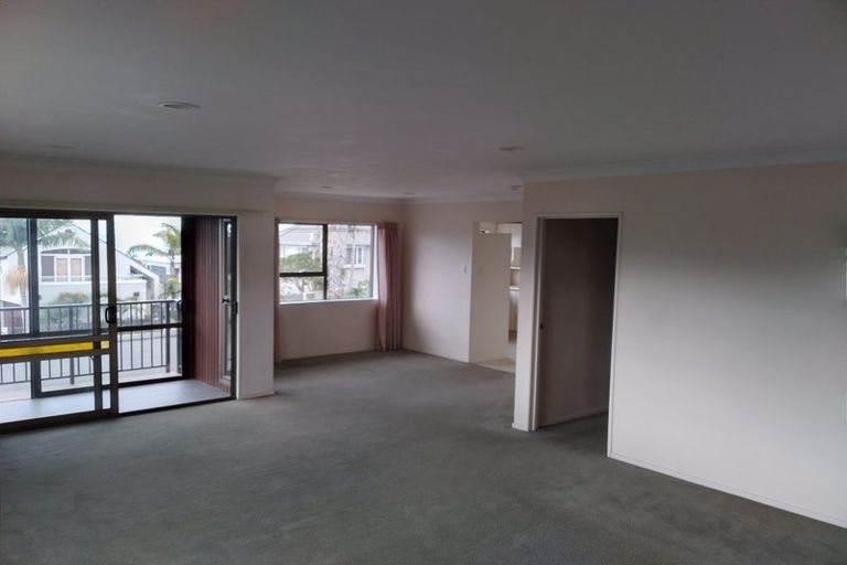 Photo of property in 1/16 Prospect Terrace, Milford, Auckland, 0620