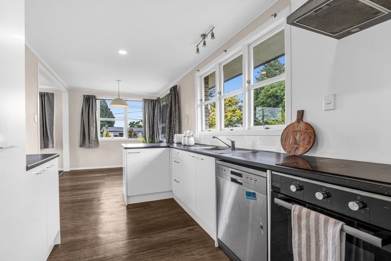 Photo of property in 58 Edmund Road, Mangakakahi, Rotorua, 3015