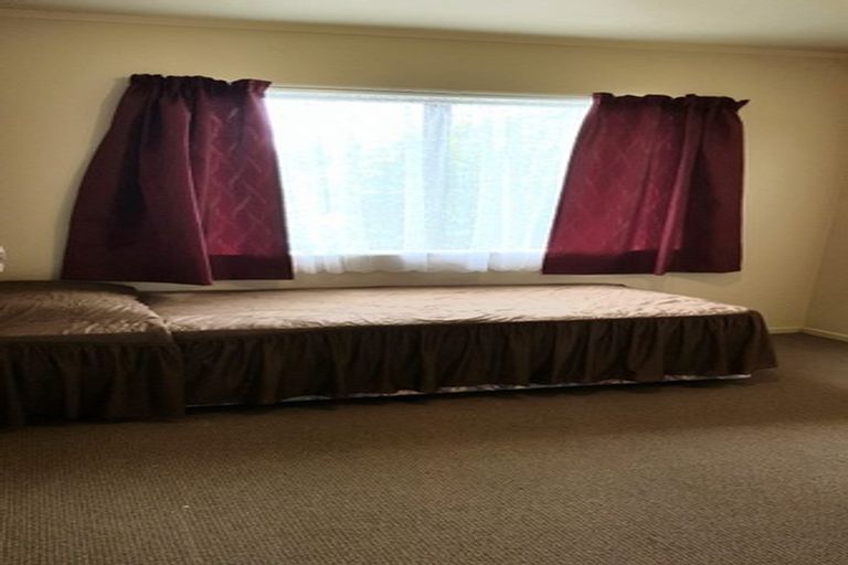 Photo of property in 42a Mcleavey Drive, Kelvin Grove, Palmerston North, 4414