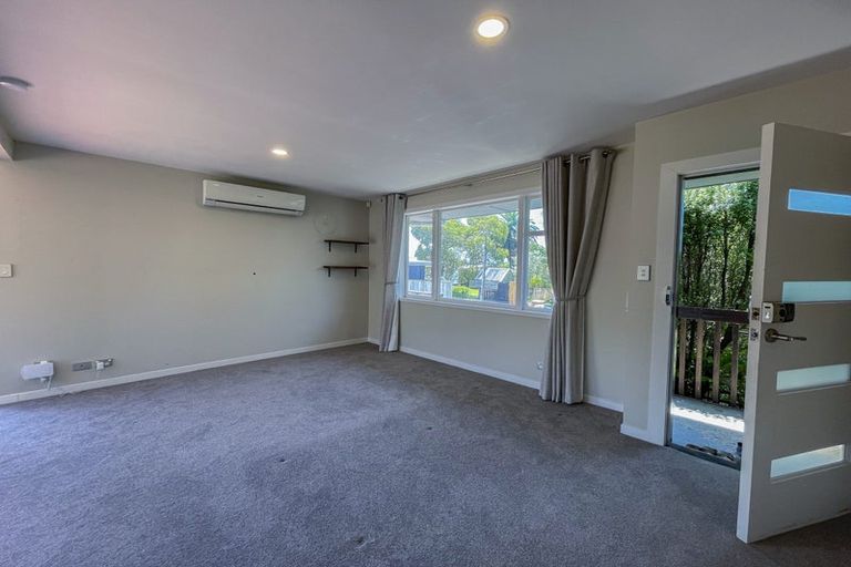 Photo of property in 39 Fairclough Road, Beach Haven, Auckland, 0626