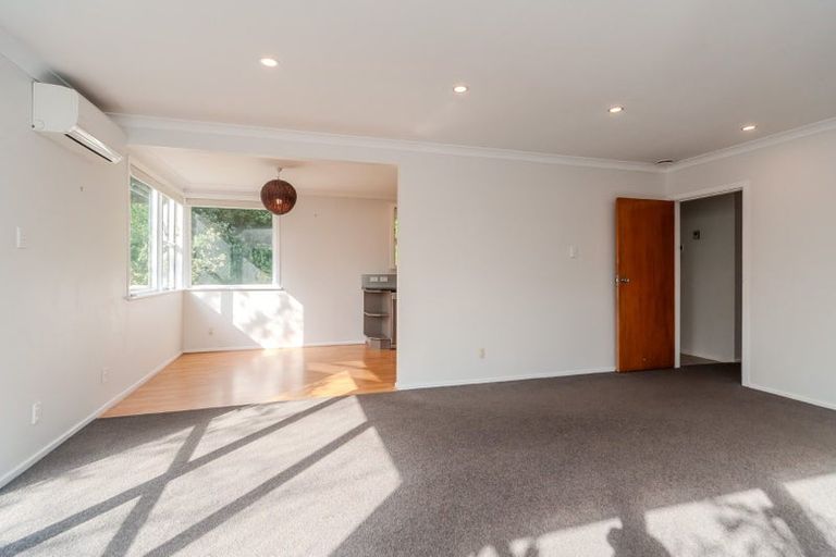 Photo of property in 35a Kinghorne Street, Strathmore Park, Wellington, 6022