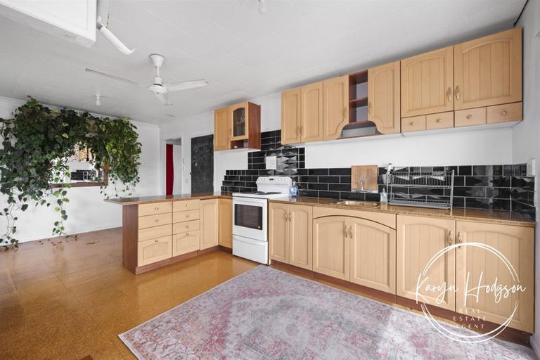 Photo of property in 109 Hurndall Street East, Maungaturoto, 0520