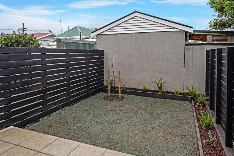 Photo of property in 15c Cuba Street, Petone, Lower Hutt, 5012