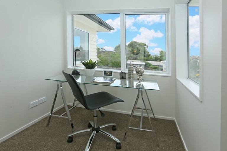 Photo of property in 679a Swanson Road, Swanson, Auckland, 0612