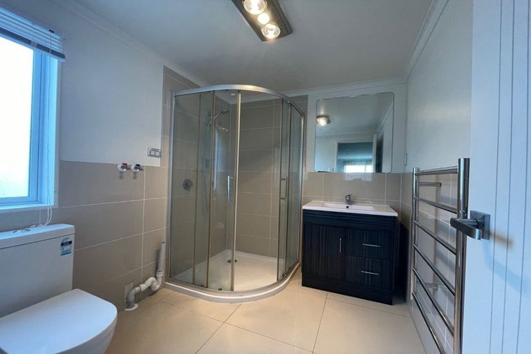 Photo of property in 16 Tarapiroe Avenue, Takanini, 2112