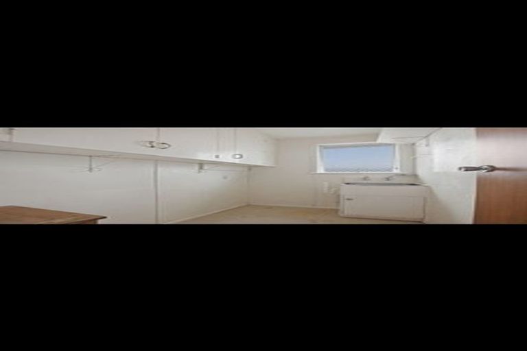 Photo of property in 14 Huatoki Street, Vogeltown, New Plymouth, 4310