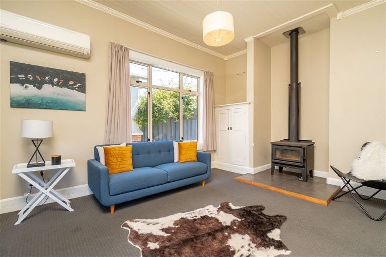 Photo of property in 69 Hargest Crescent, Saint Clair, Dunedin, 9012