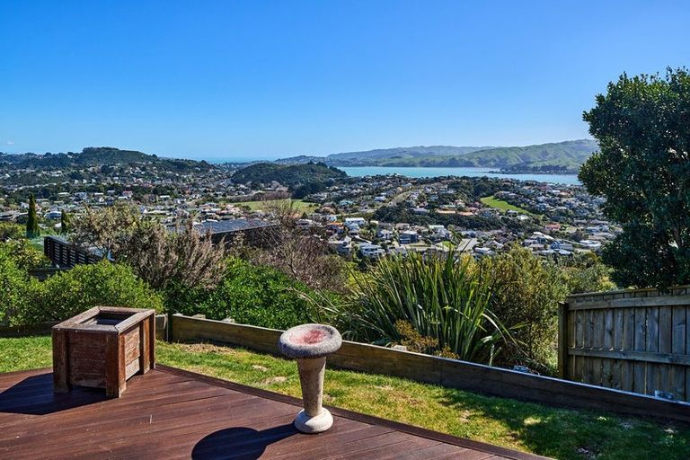 Photo of property in 107 Endeavour Drive, Whitby, Porirua, 5024