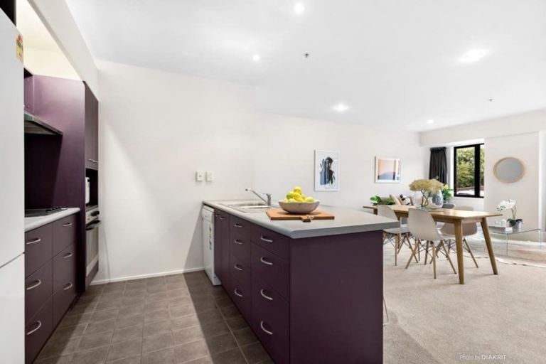 Photo of property in St Peters Apartments, 1e/192 Willis Street, Te Aro, Wellington, 6011