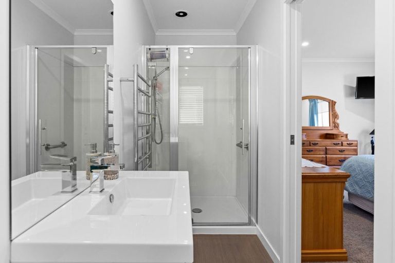 Photo of property in 162a Guppy Road, Taradale, Napier, 4112