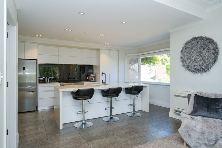 Photo of property in 86 Forbury Road, Saint Clair, Dunedin, 9012