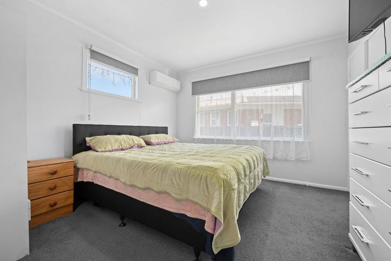 Photo of property in 53 Collins Road, Melville, Hamilton, 3206