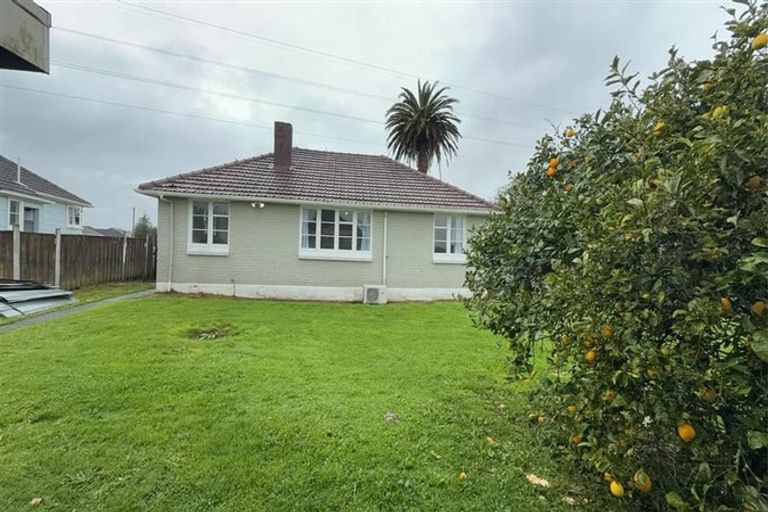 Photo of property in 14 Smith Avenue, Huntly, 3700