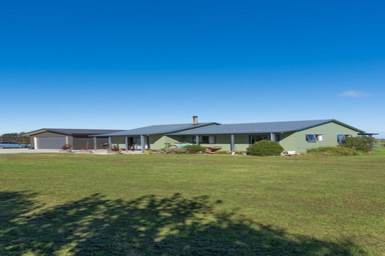Photo of property in 588 Rangiora Leithfield Road, Sefton, 7477
