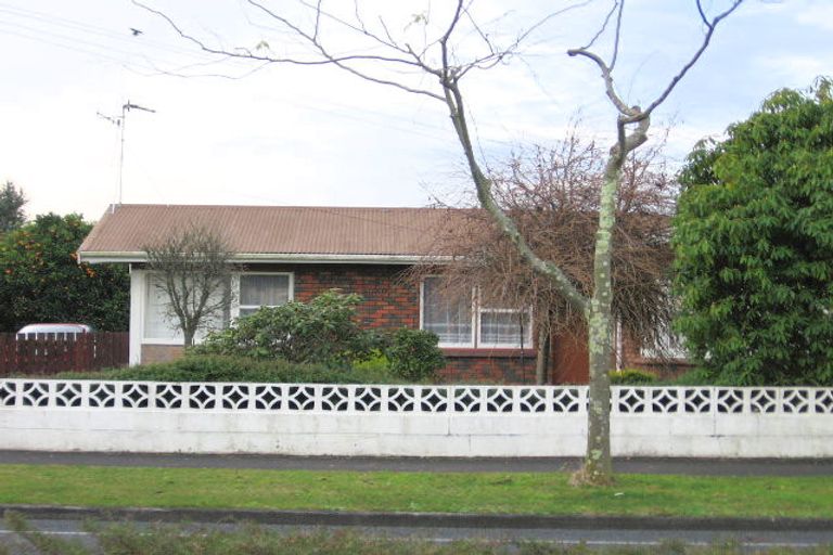 Photo of property in 152 Sandwich Road, St Andrews, Hamilton, 3200