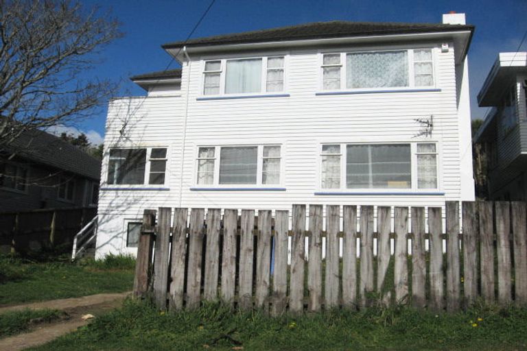 Photo of property in 311 Karori Road, Karori, Wellington, 6012