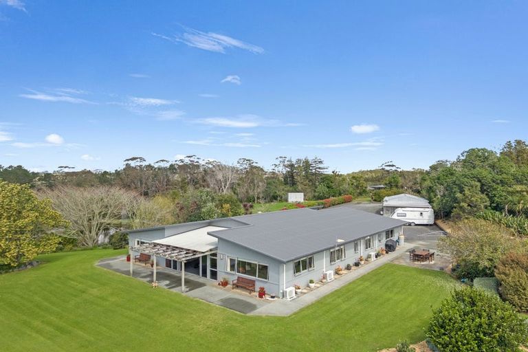Photo of property in 320 Mangawhai Kaiwaka Road, Kaiwaka, Wellsford, 0975