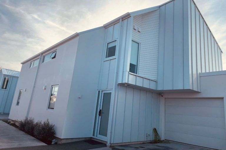 Photo of property in 3/69 Wychbury Street, Spreydon, Christchurch, 8024