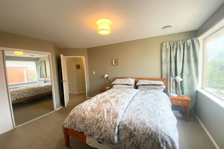 Photo of property in 2/126 Opawa Road, Opawa, Christchurch, 8023