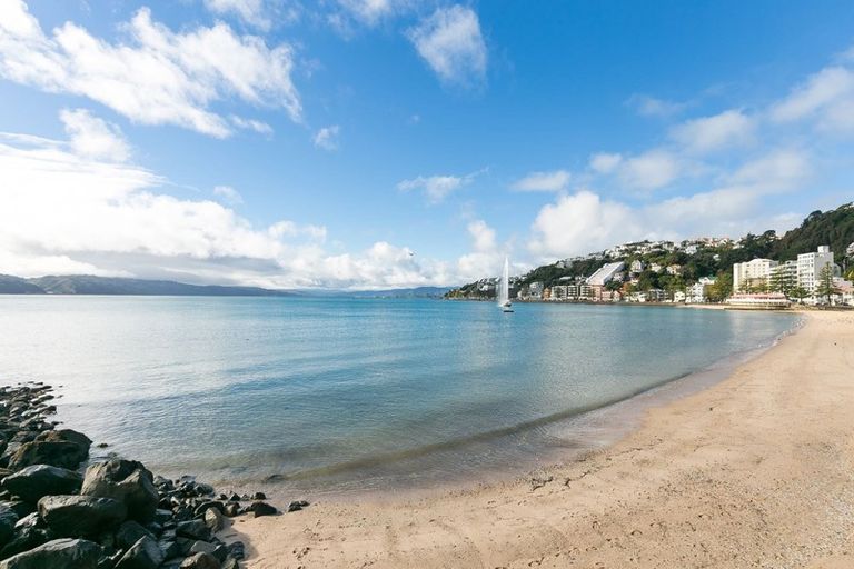 Photo of property in Trieste, 9/346 Oriental Parade, Oriental Bay, Wellington, 6011