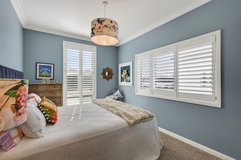 Photo of property in 5 Tupuhi Place, Highlands Park, New Plymouth, 4312