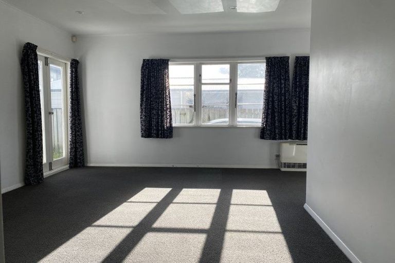 Photo of property in 871 High Street, Boulcott, Lower Hutt, 5011