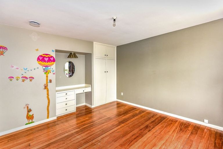 Photo of property in 12 Rowan Avenue, Aranui, Christchurch, 8061