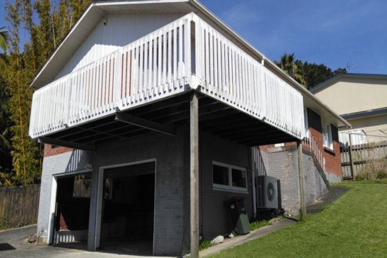 Photo of property in 1/41 Ellice Road, Totara Vale, Auckland, 0629