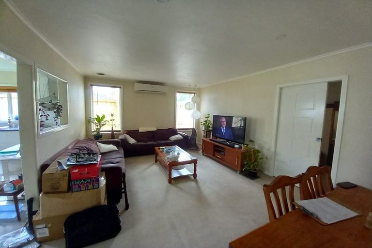 Photo of property in 3/23 Tane Street, New Lynn, Auckland, 0600