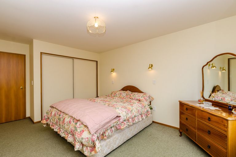 Photo of property in 8 Benfell Street, Green Island, Dunedin, 9018