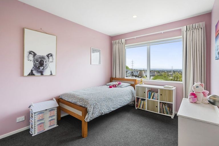 Photo of property in 122 Joseph Street, Flat Bush, Auckland, 2019
