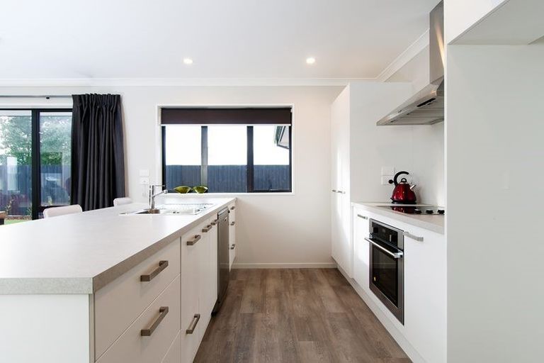 Photo of property in 13 Faringdon Boulevard, Rolleston, 7615