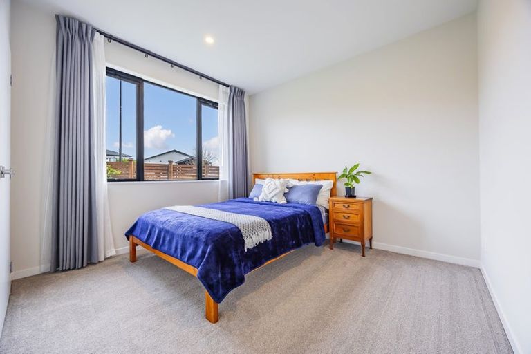 Photo of property in 83 Nobilo Road, Kumeu, 0810