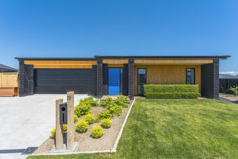 Photo of property in 28 Maunganamu Drive, Wharewaka, Taupo, 3330