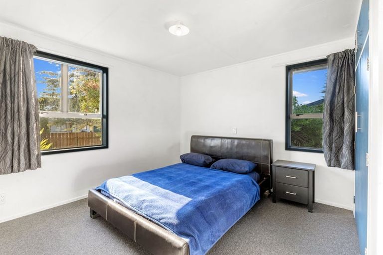 Photo of property in 35 Camellia Avenue, Bell Block, New Plymouth, 4312