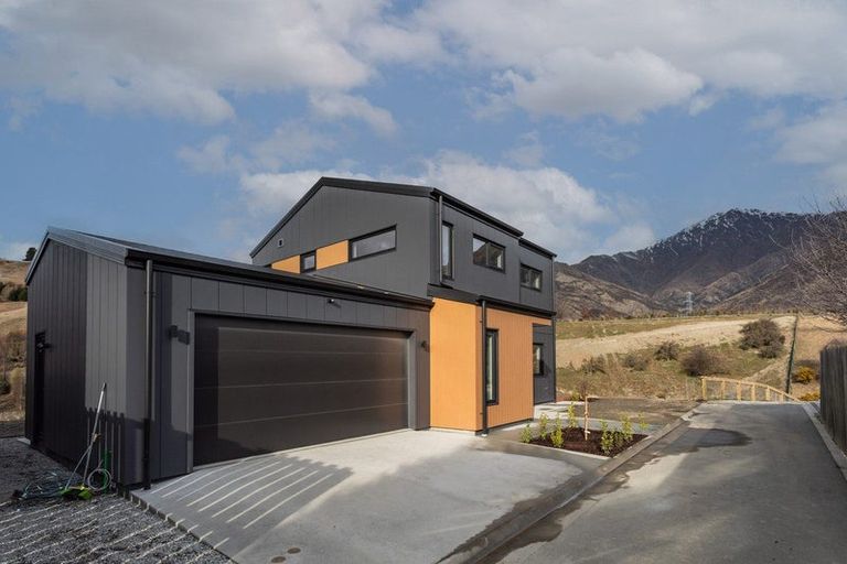 Photo of property in 9 Longlands Street, Lake Hayes, Queenstown, 9304