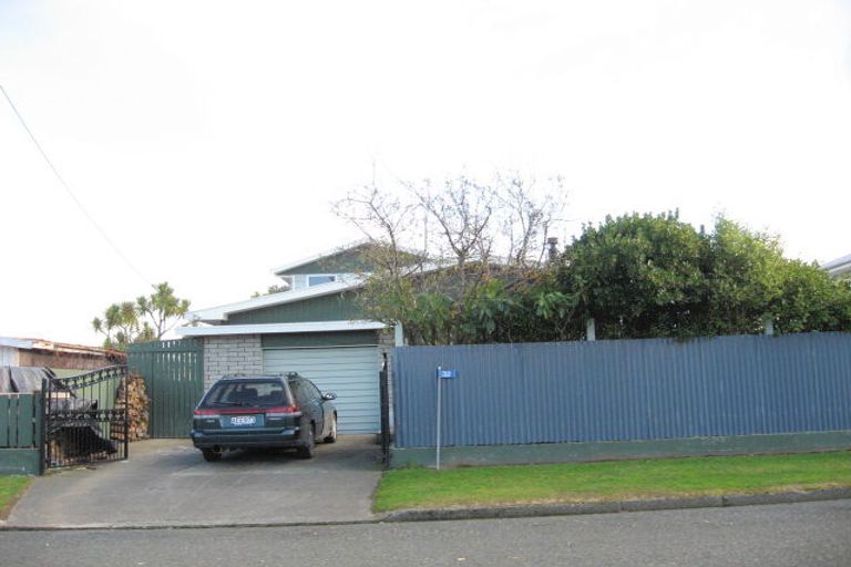 Photo of property in 32 John Street, Otatara, Invercargill, 9879