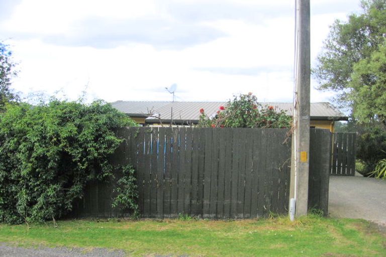 Photo of property in 2 Gregory Lane, Whangamata, 3691